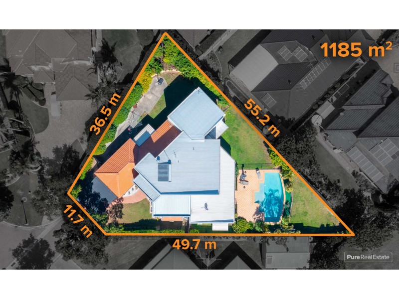 20 Barnstos Place, Carindale QLD 4152