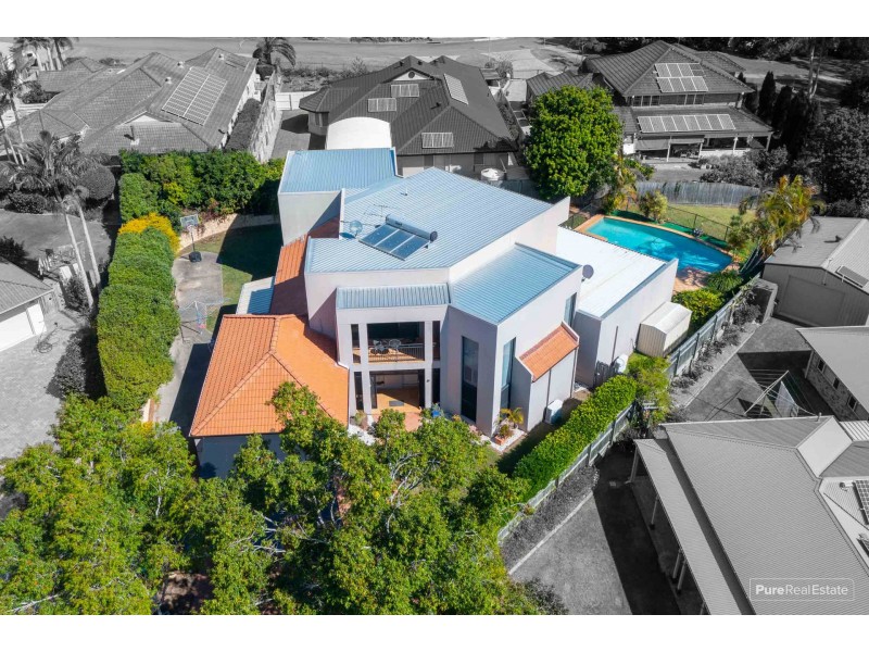 20 Barnstos Place, Carindale QLD 4152