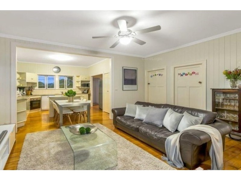 37 Woodland Street, Ashgrove QLD 4060