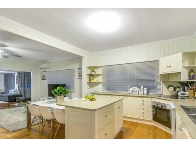 37 Woodland Street, Ashgrove QLD 4060