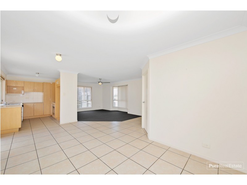 12 Eloise Place, Sumner QLD 4074