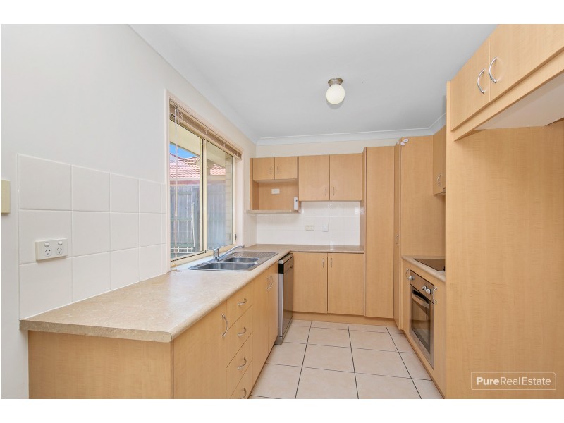 12 Eloise Place, Sumner QLD 4074