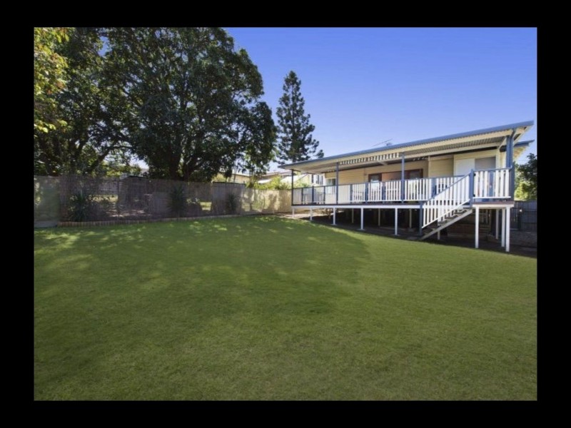 21 Cradock Street, Holland Park QLD 4121