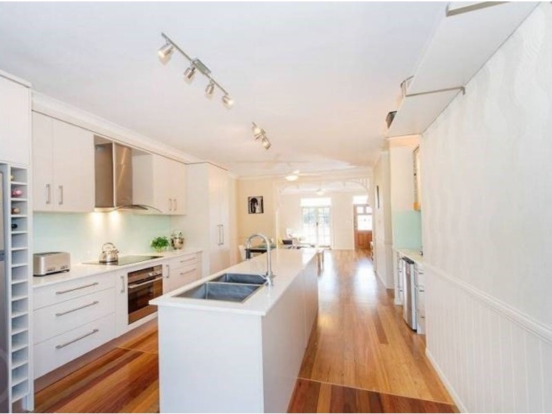 49 Baringa Street, Morningside QLD 4170