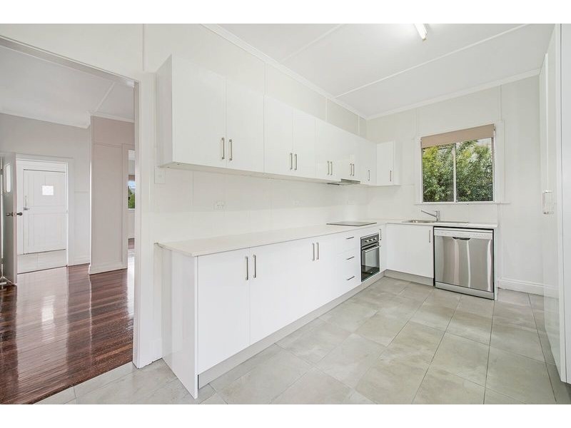 12 Carntyne Street, Morningside QLD 4170