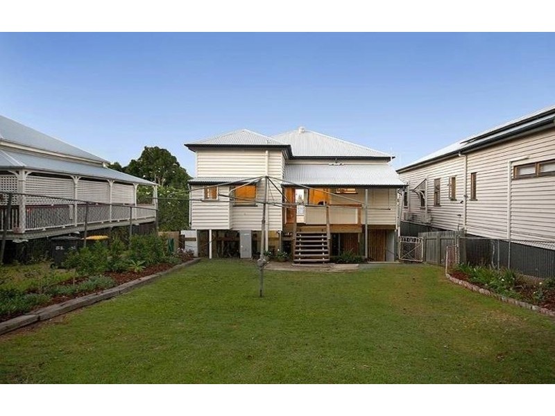 53 Broadway Street, Woolloongabba QLD 4102