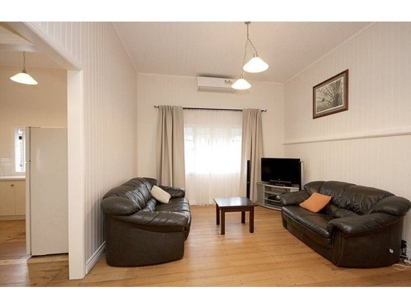 53 Broadway Street, Woolloongabba QLD 4102