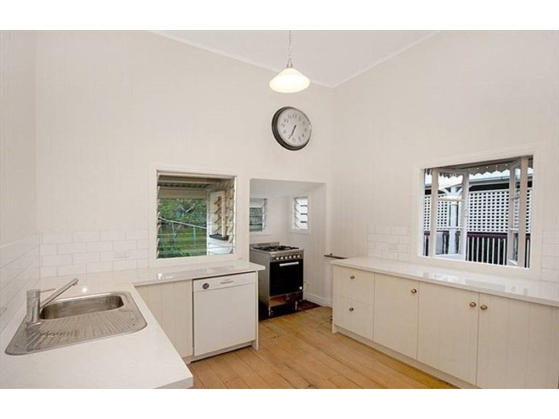 53 Broadway Street, Woolloongabba QLD 4102