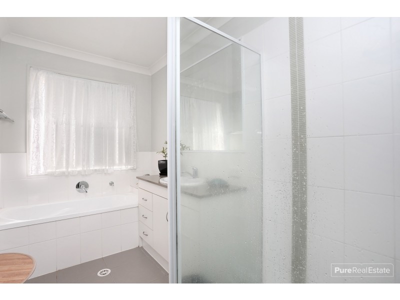 35 Jonic Drive, Goodna QLD 4300