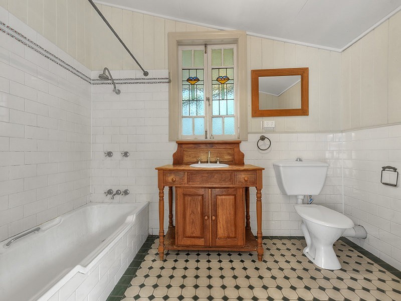 26 Confederate Street, Red Hill QLD 4059