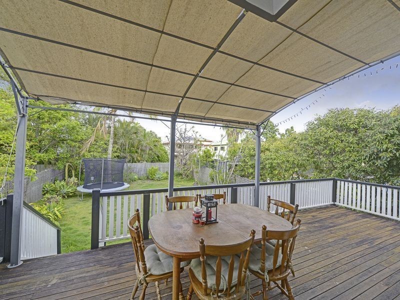 96 Emma Street, Wooloowin QLD 4030