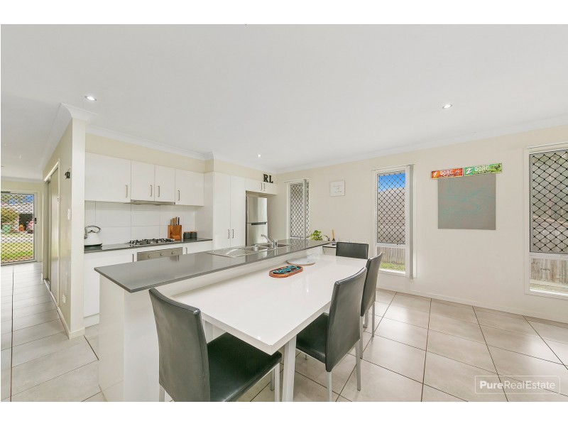 12 Forest Oak Court, Chuwar QLD 4306