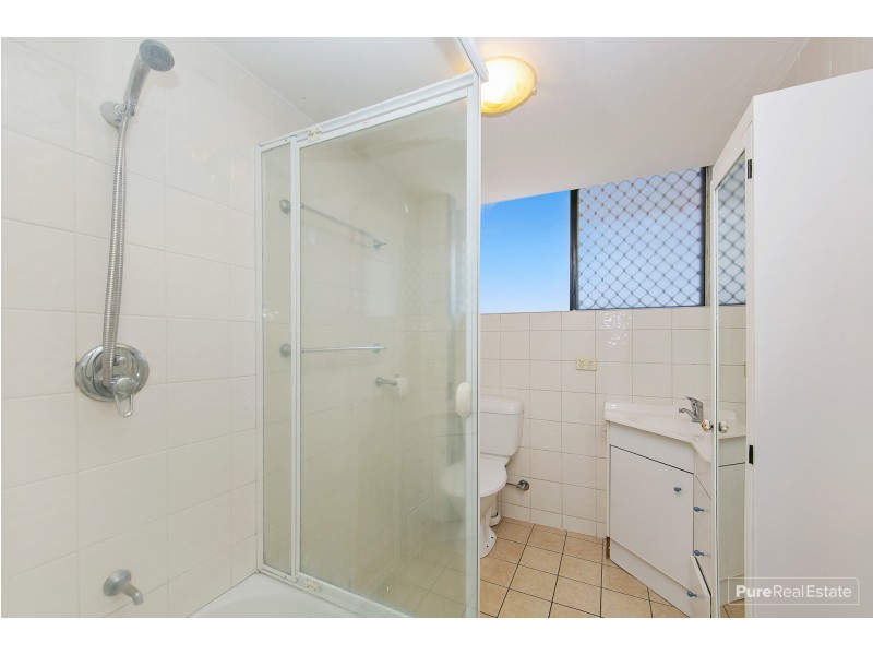 1/574 Kingsford Smith Drive, Hamilton QLD 4007