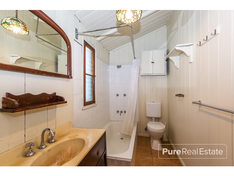 56 Regent Street, Woolloongabba QLD 4102