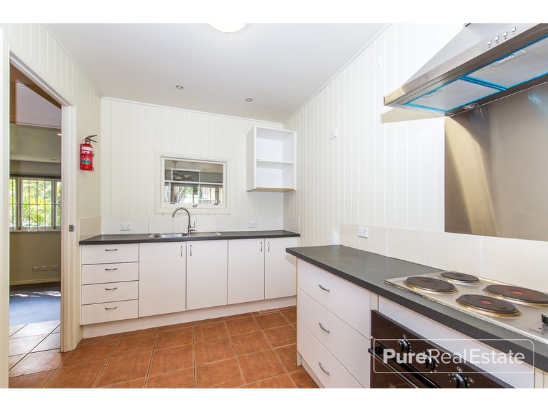 56 Regent Street, Woolloongabba QLD 4102