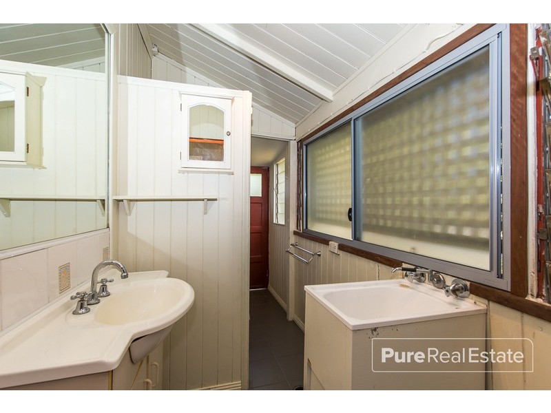 56 Regent Street, Woolloongabba QLD 4102