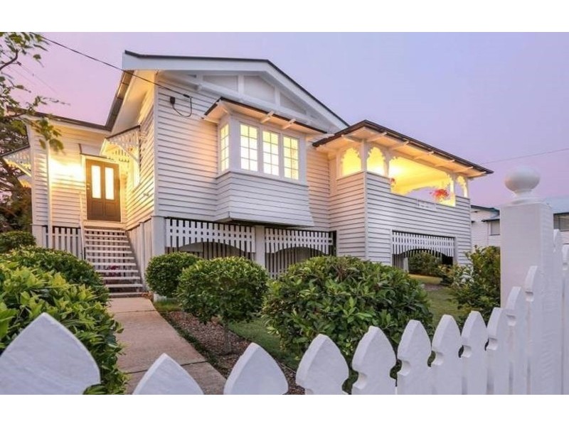 12 Gunner Street, Kedron QLD 4031