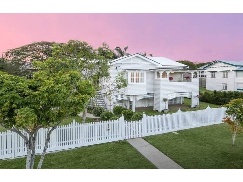 12 Gunner Street, Kedron QLD 4031