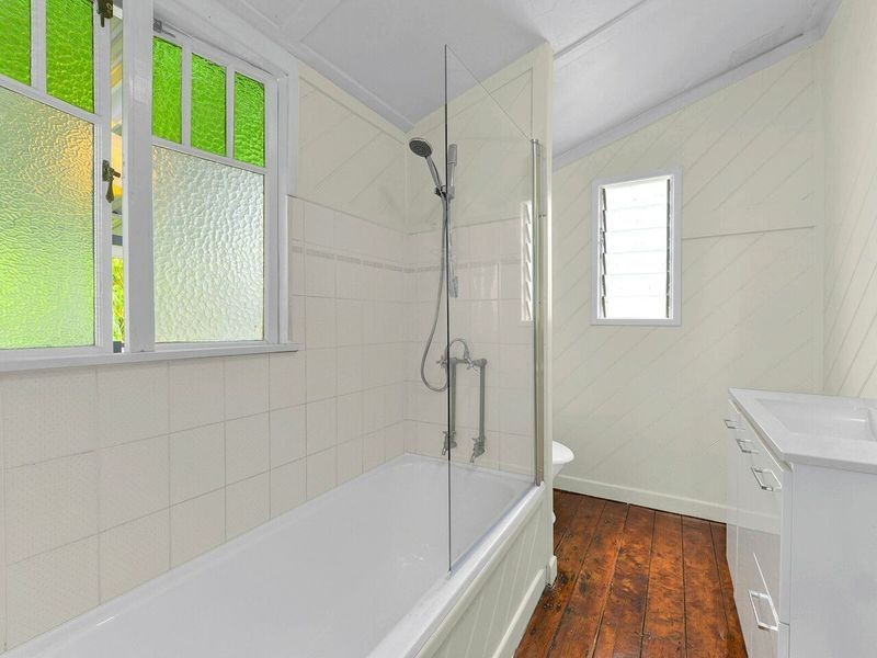 31 Ross Street, Woolloongabba QLD 4102