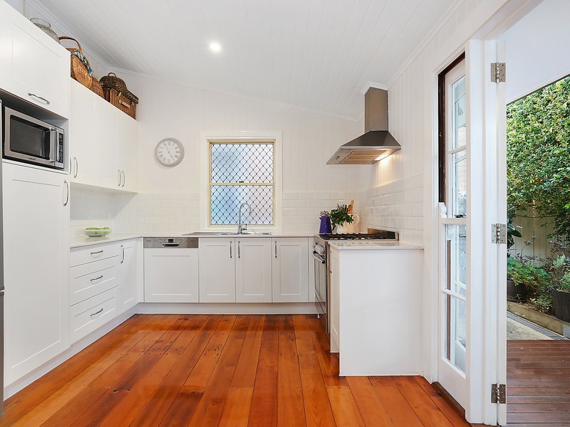 36 Federal Street, Red Hill QLD 4059