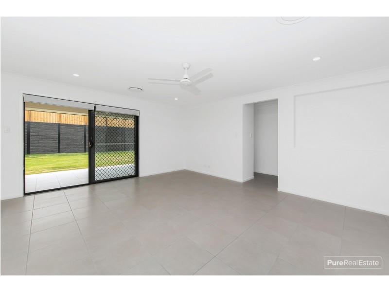 12 Forbes Crescent, Upper Kedron QLD 4055