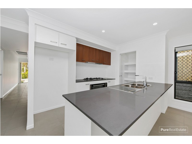 12 Forbes Crescent, Upper Kedron QLD 4055
