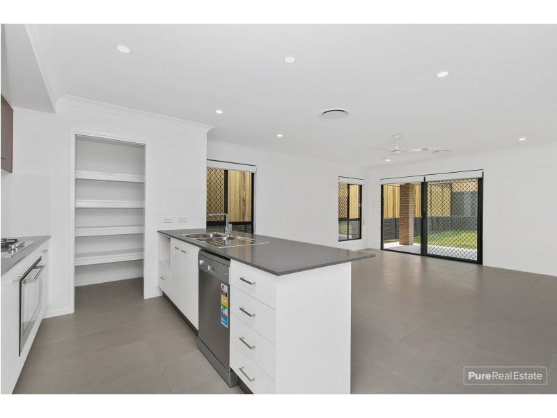 12 Forbes Crescent, Upper Kedron QLD 4055