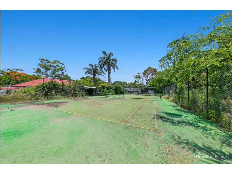 1031 Beams Road, Bridgeman Downs QLD 4035