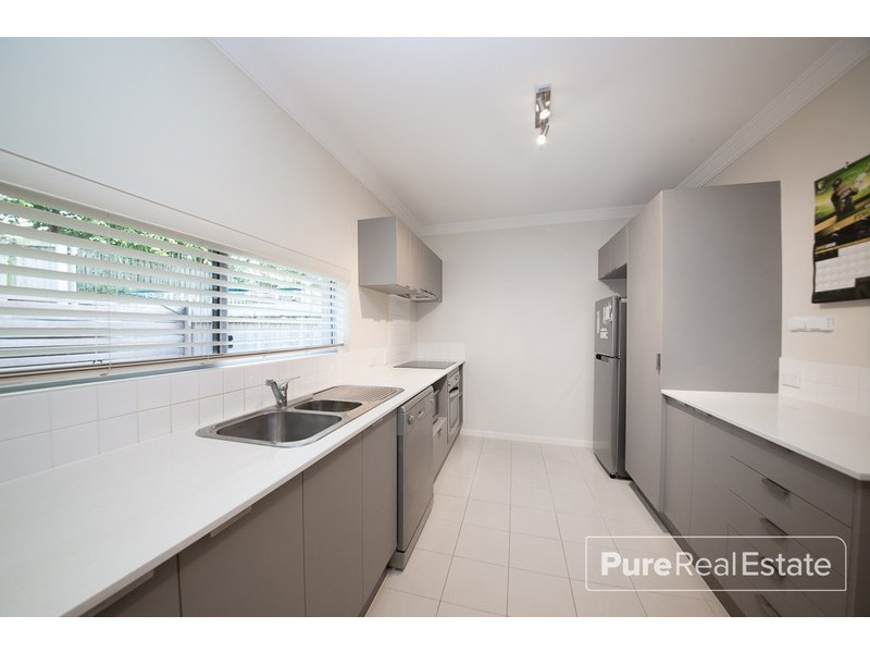 2/45 Lancaster Street, Coorparoo QLD 4151
