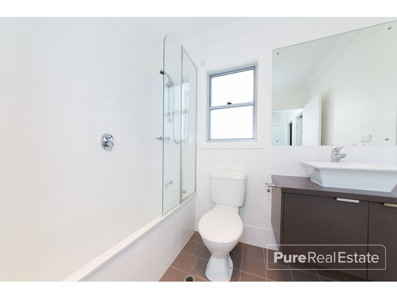 2/45 Lancaster Street, Coorparoo QLD 4151