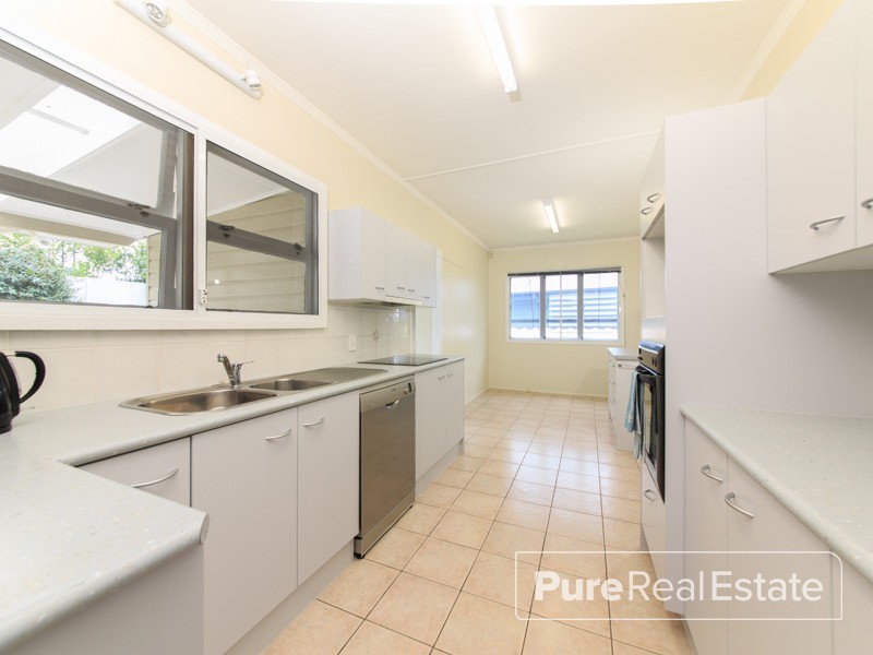 127 Weller Road, Tarragindi QLD 4121