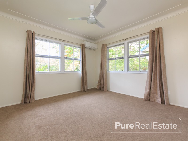 127 Weller Road, Tarragindi QLD 4121