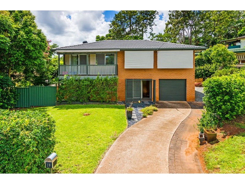 19 Greycliffe Street, Mount Gravatt East QLD 4122