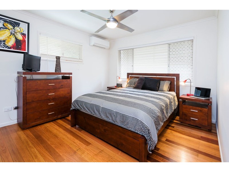 19 Greycliffe Street, Mount Gravatt East QLD 4122