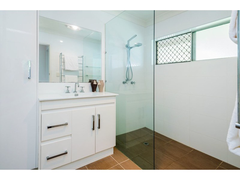 19 Greycliffe Street, Mount Gravatt East QLD 4122