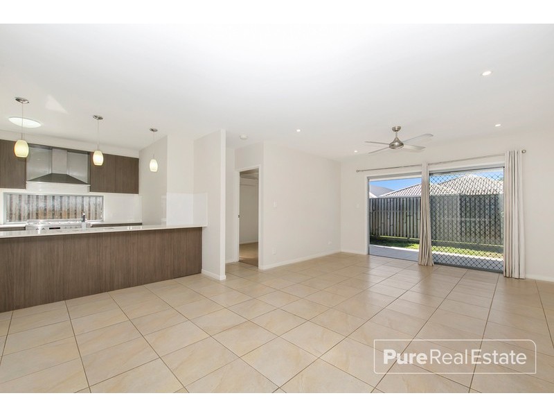 27 Windjana Crescent, Fitzgibbon QLD 4018