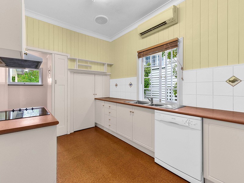 33 Atthow Avenue, Ashgrove QLD 4060
