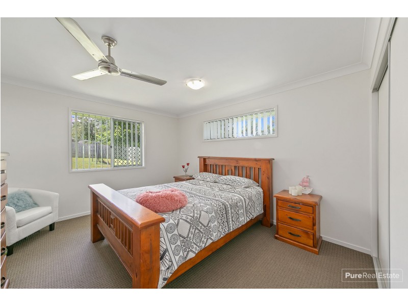 30 Knightsbridge Drive, Chuwar QLD 4306