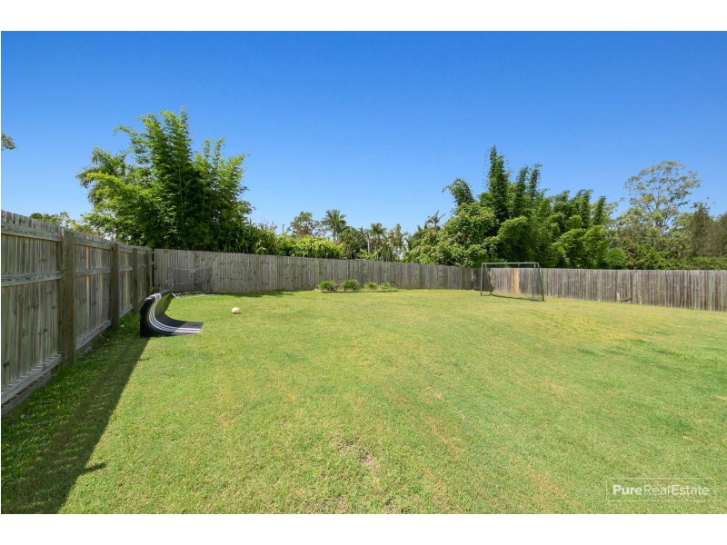 30 Knightsbridge Drive, Chuwar QLD 4306