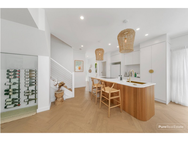 2/309 Riding Road, Balmoral QLD 4171