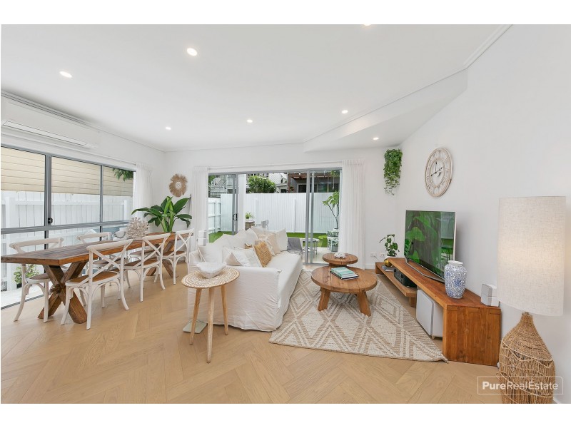 2/309 Riding Road, Balmoral QLD 4171