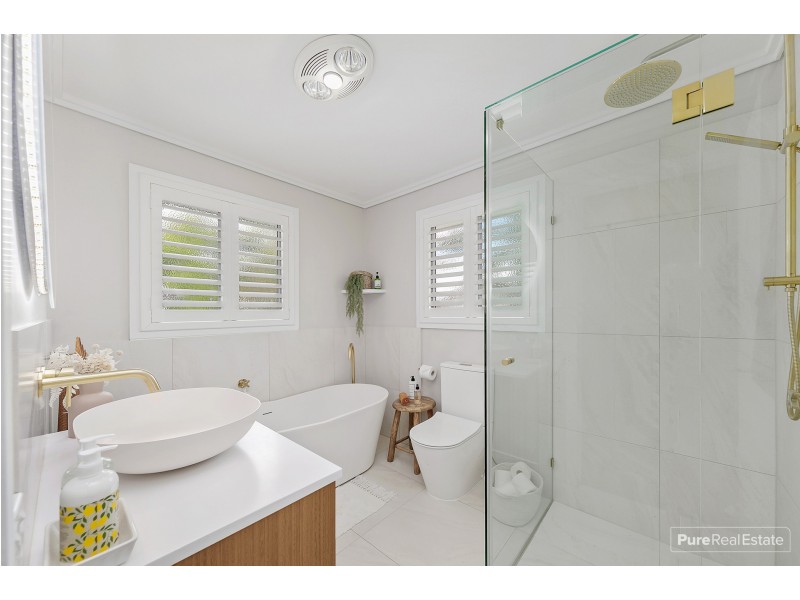 2/309 Riding Road, Balmoral QLD 4171