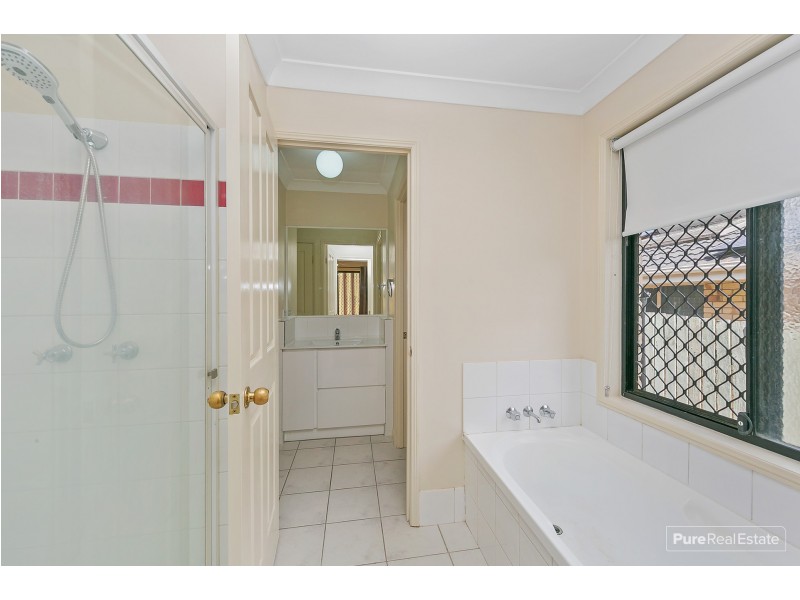 8 Duchess Court, Loganlea QLD 4131