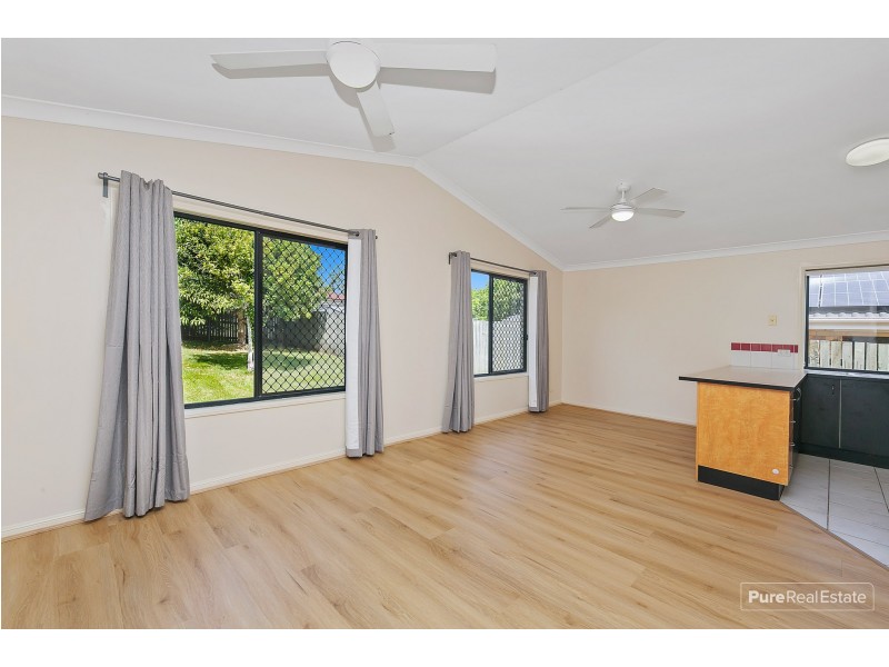 8 Duchess Court, Loganlea QLD 4131
