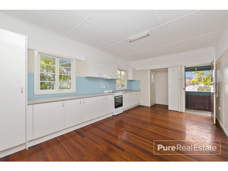 17 Midson Street, Stafford QLD 4053