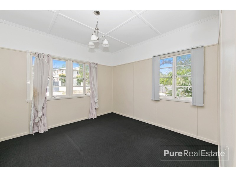 17 Midson Street, Stafford QLD 4053