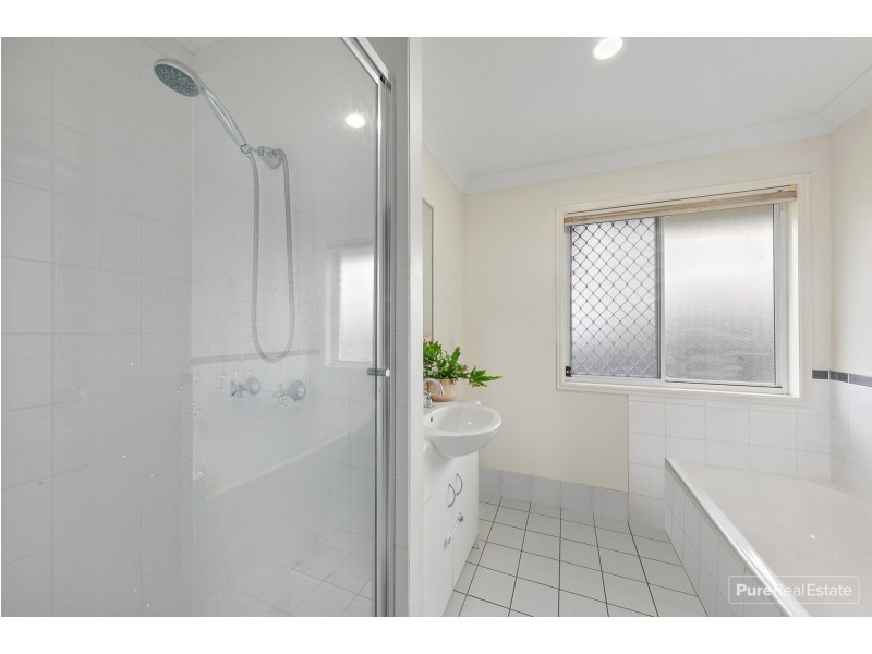 32 Barnes Court, Redbank QLD 4301