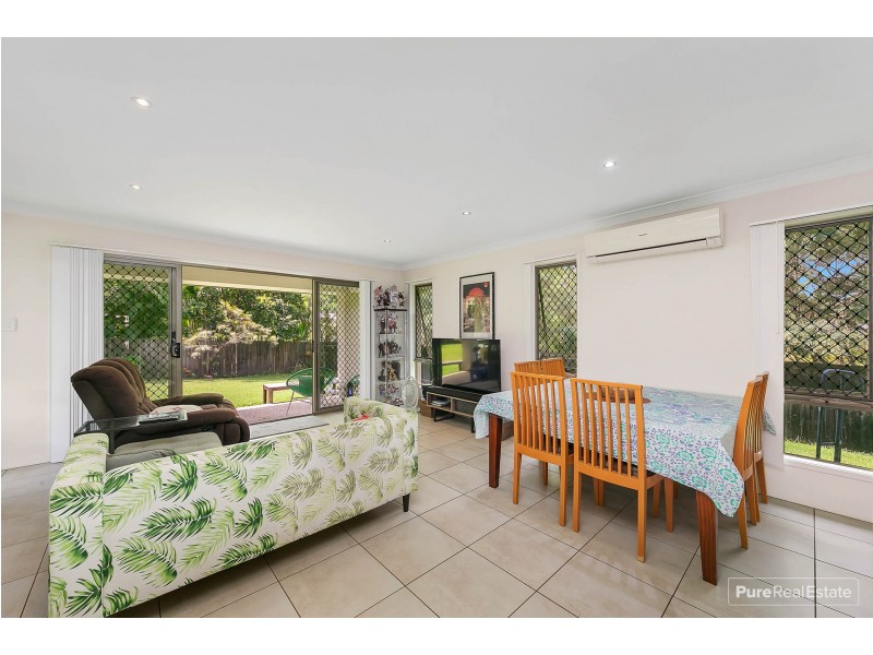 36 Knightsbridge Drive, Chuwar QLD 4306