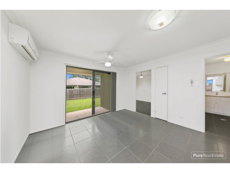 11 Knightsbridge Drive, Chuwar QLD 4306