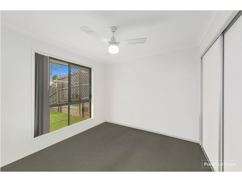 11 Knightsbridge Drive, Chuwar QLD 4306